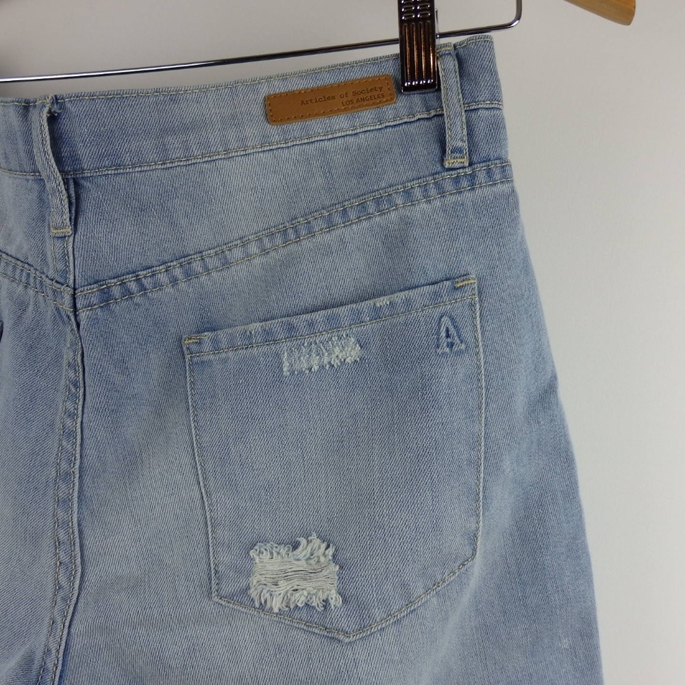 ARTICLES OF SOCIETY Nadine Ripped Distressed Boyfriend Jean Denim Shorts Size 28 - Picture 5 of 7